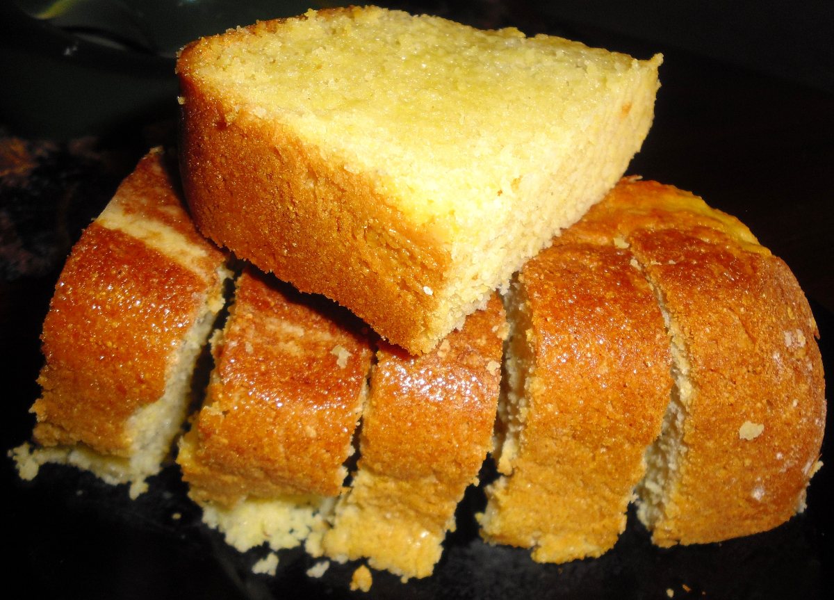 CCheryls Moist Bread Machine Cornbread - BigOven