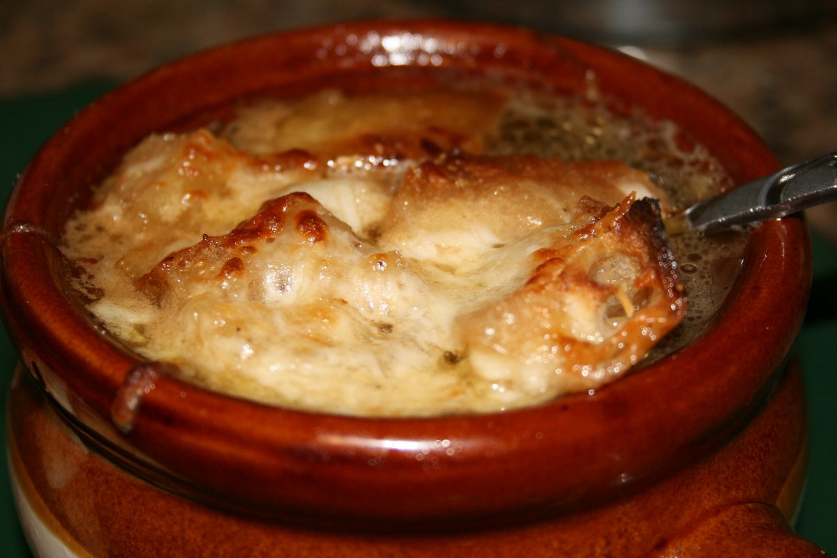 Cheesy Onion Soup  