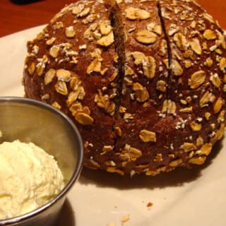 Black Angus Steakhouse Sweet Molasses Bread Recipe