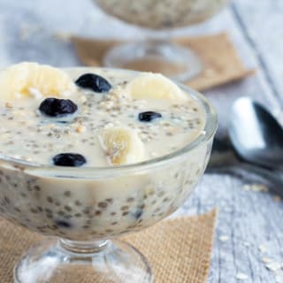 Blueberry and Banana Overnight Oats (Gluten Free)