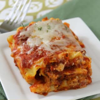 Cheesy Lasagna Roll Ups