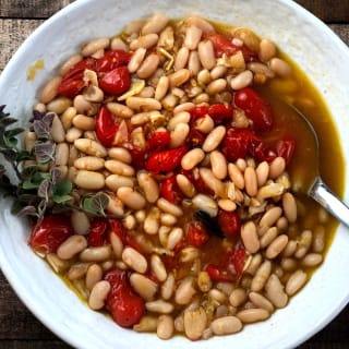 Fagioli all&#039;Uccelletto (Beans with Tomatoes)