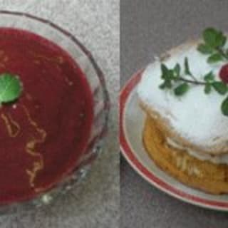 Healthy Raspberry and Blackberry Meringue Pie with dilicious sauce