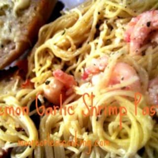 Lemon Garlic Shrimp Pasta