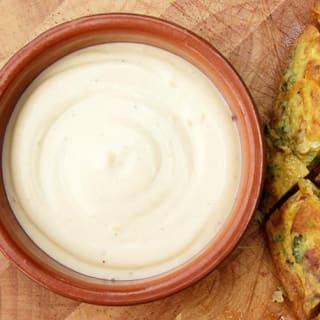 Modern Spanish-style Allioli (Olive Oil and Garlic Mayonnaise) Recipe