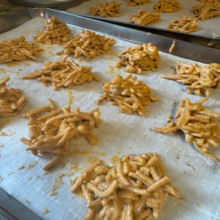 Peanut Butter Haystack