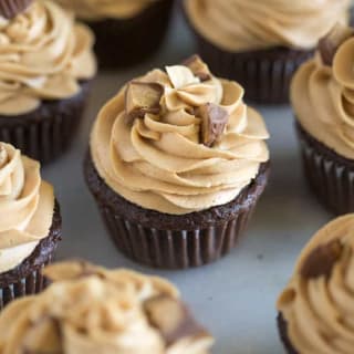 Reese's Peanut Butter Cupcakes