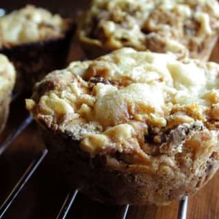 Tomato, Cheese and Onion Muffins