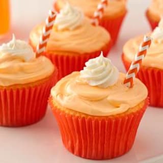 Two-Ingredient Soda Pop Cupcakes 