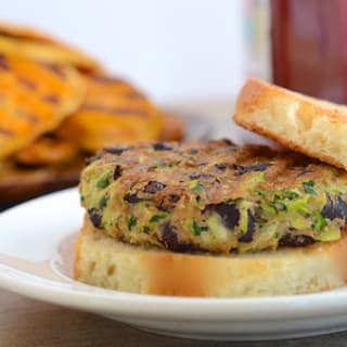 Zucchini and Black Bean Veggie Burgers (vegan)