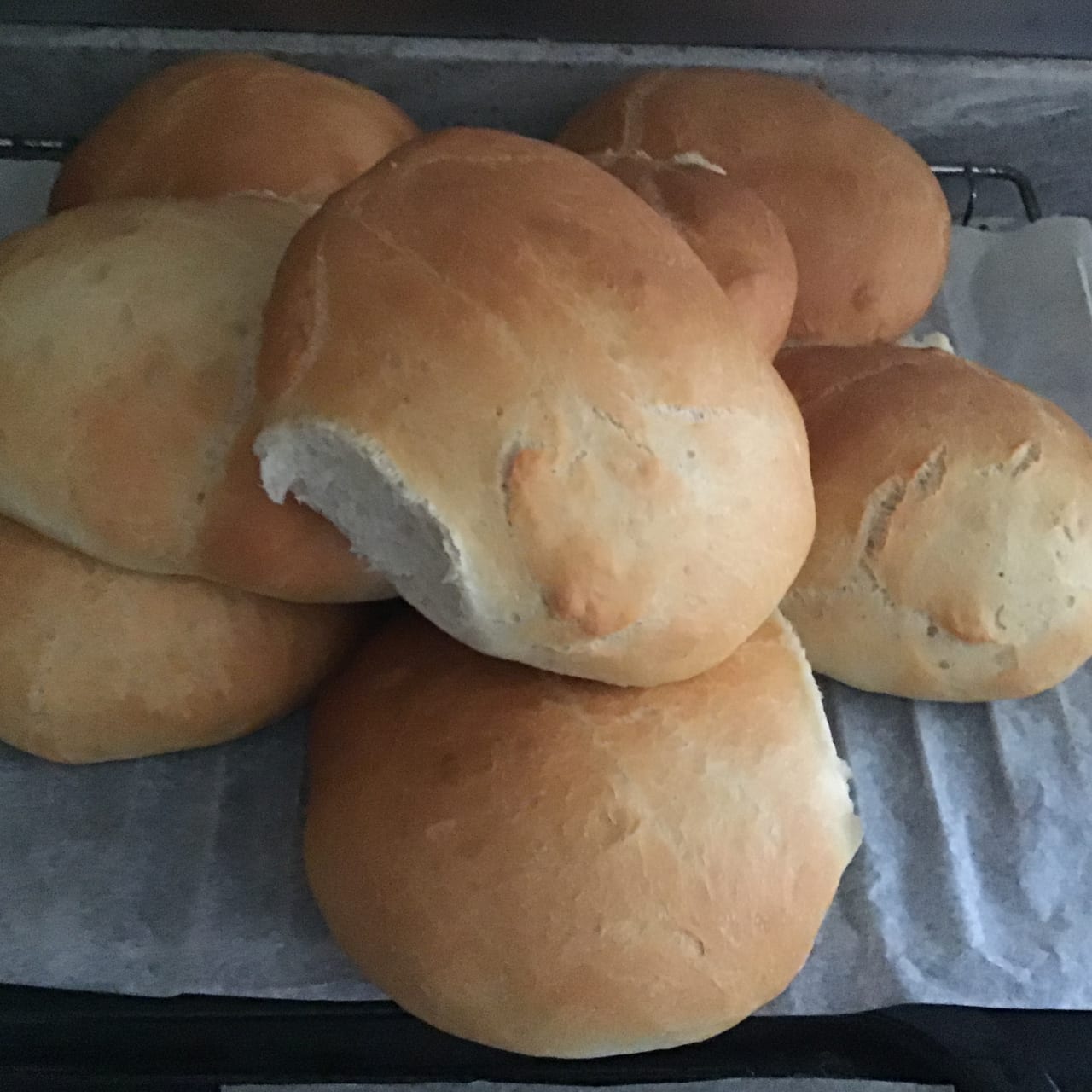 barm-cakes-basic-white-baps-3e85a1