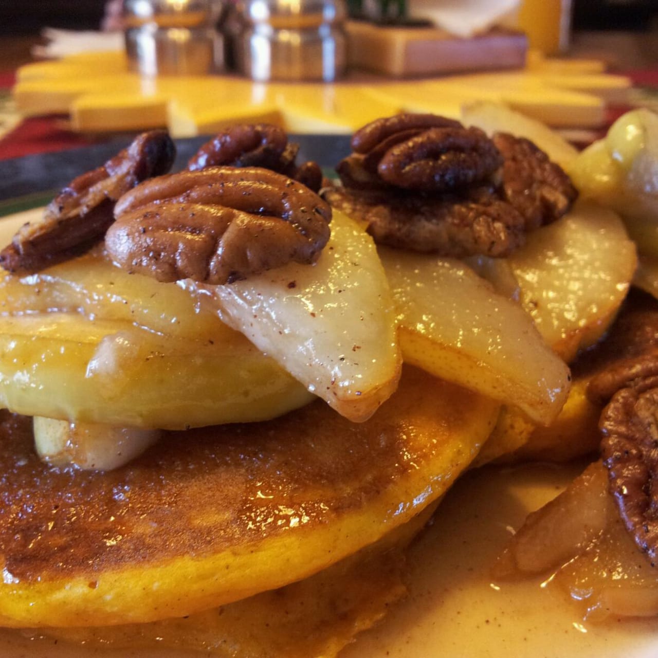 Easy Pumpkin Pancakes