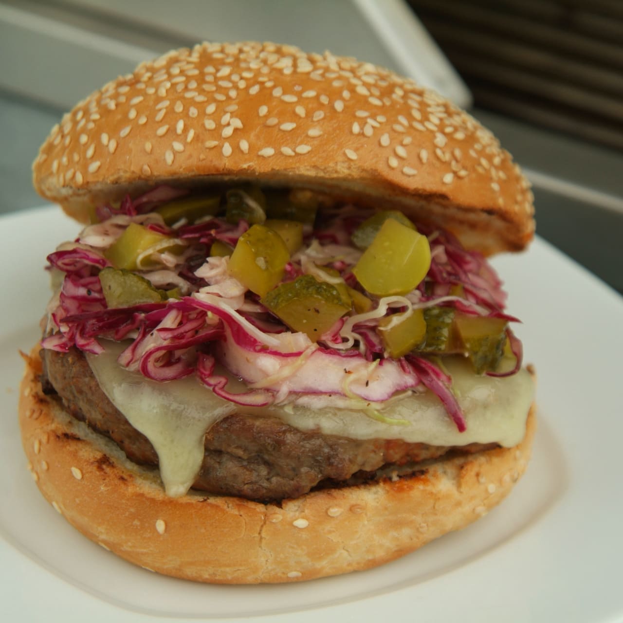Pickleslaw Cheese Burger