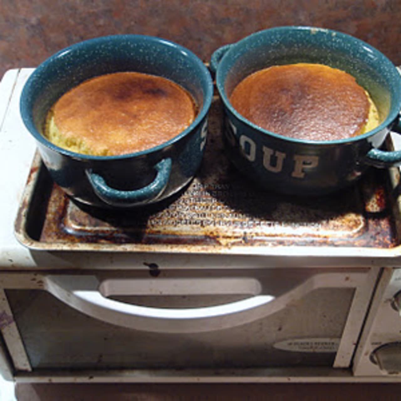 Bake cake in toaster oven best sale