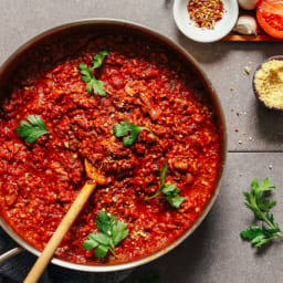 1-Pan Tempeh Bolognese