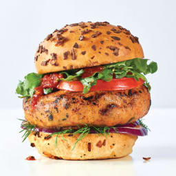 20-minute-salmon-burgers-2477981.jpg