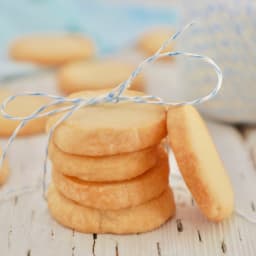 3 Ingredient Shortbread Cookies