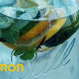 4 Homemade Detox Water Recipes To Lose Weight