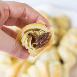 4-Ingredient Banana Nutella Croissants