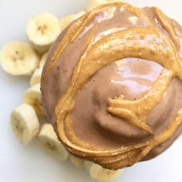 4-Ingredient Vegan Chocolate Peanut Butter Banana Smoothie