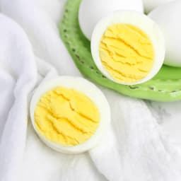 air-fryer-hard-boiled-eggs-2368875.png