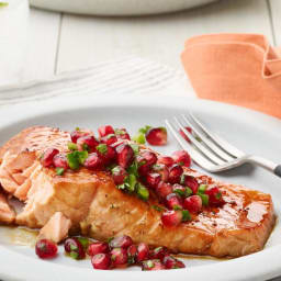 Air Fryer Pomegranate-Glazed Salmon