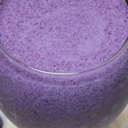 Almond Butter and Blueberry Smoothie