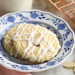 Almond Cookies