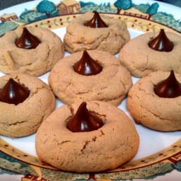 amandas-peanut-butter-hershey-kiss--7.jpg