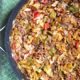 Amish One-Pan Ground Beef and Cabbage Skillet