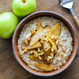 Apple Pie Steel Cut Oatmeal