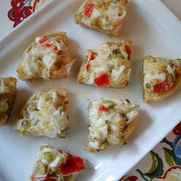 artichoke-and-crab-toasts-2617737.jpg