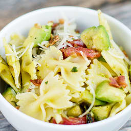 Avocado basil pasta