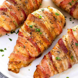 bacon-wrapped-chicken-breast-2891313.jpg