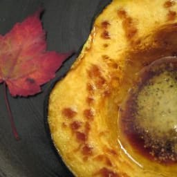 baked-acorn-squash-with-brown-sugar-2.jpg