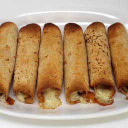 baked-chicken-and-jalapeno-taquitos-3093529.jpg