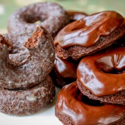 Baked Chocolate Doughnuts