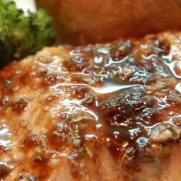 Balsamic-Glazed Salmon Fillets