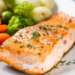 Barbecue-roasted Salmon