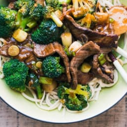 Beef Broccoli Noodle Bowls