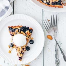 Blueberry Crumble Pie