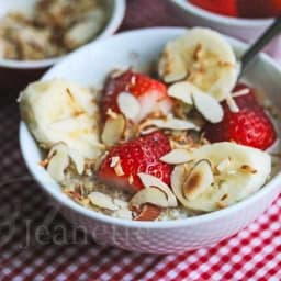 Breakfast Coconut Quinoa with Fruit