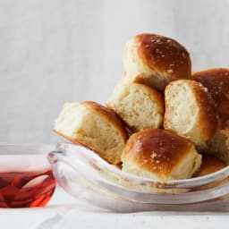 Buttery Pull-Apart Dinner Rolls