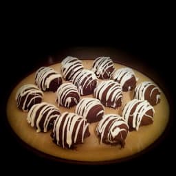 Cannoli Ball