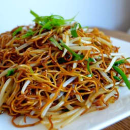 CANTONESE SOY SAUCE PAN-FRIED NOODLES