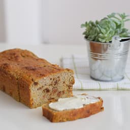 Carrot Cake Banana Bread (low FODMAP, gluten-free, lactose-free)