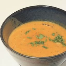 Carrot-Leek Soup with Thyme