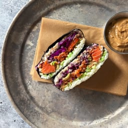 Cauli-Salmon Sushi "Sandwich"