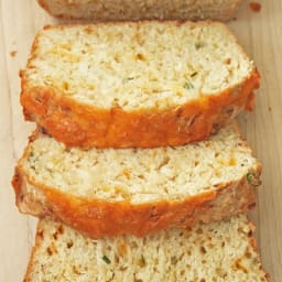 Cheesy Beer Quick Bread