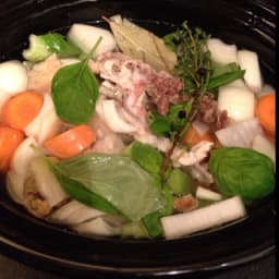 Chicken Stock (Slow Cooker)